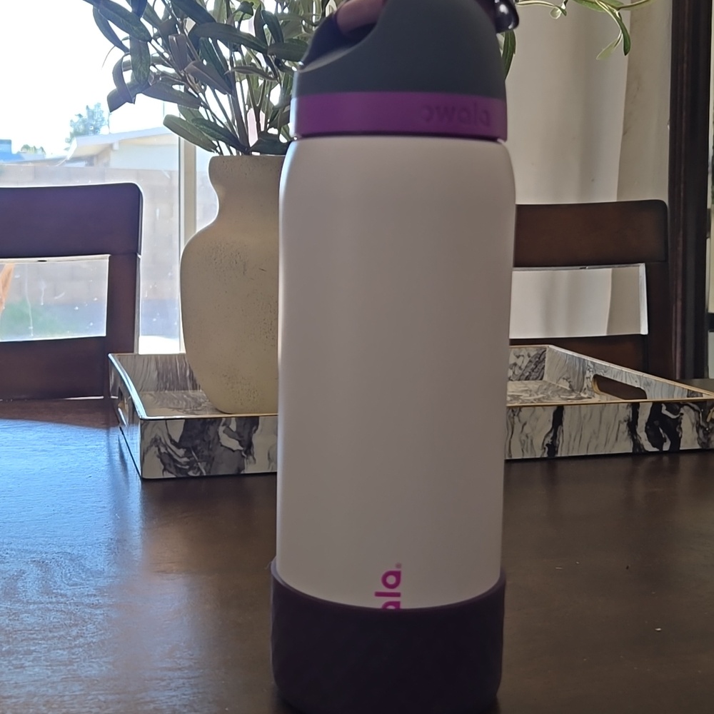 Owala White & Purple Insulated Water Bottle - Picture 2 of 3